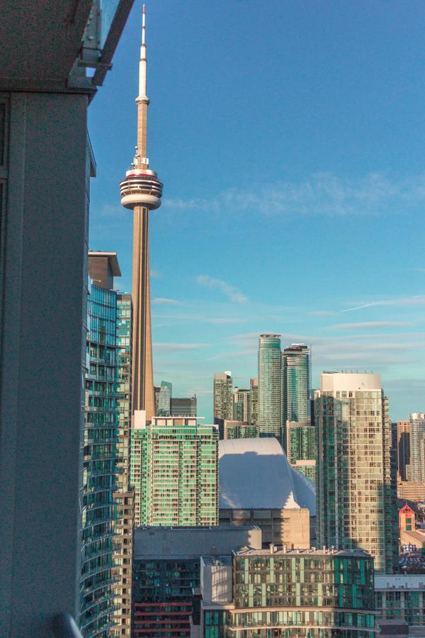 Downtown Toronto Luxury Condo ภายนอก รูปภาพ